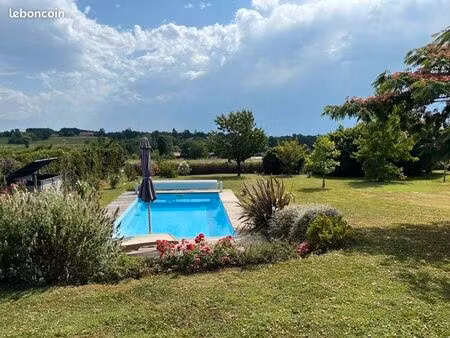 villa 4 pièces 98 m²