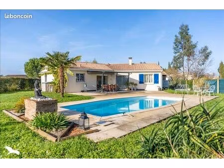 villa 5 pièces 112 m²