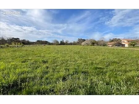 terrain 2 909 m² mussidan