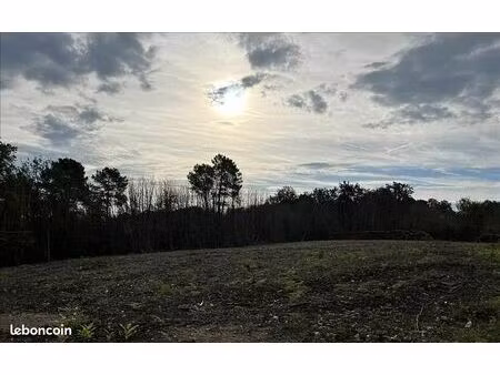 terrain 1 376 m² saint aquilin