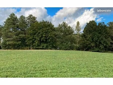 terrain 2 611 m² saint sauveur lalande