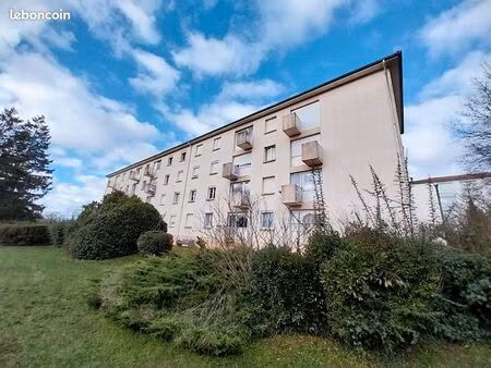 appartement 5 pièces 84 m²