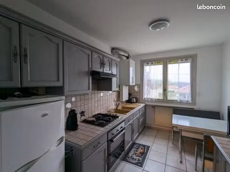 appartement 4 pièces 64 m²