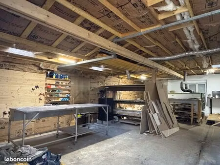 local d’activité - entrepôt - stockage - 110m2