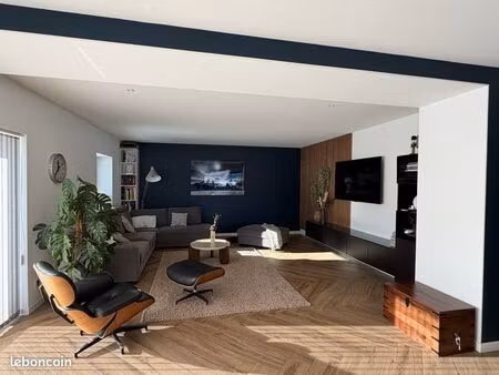 appartement t5 de 154m2 - grand garage double