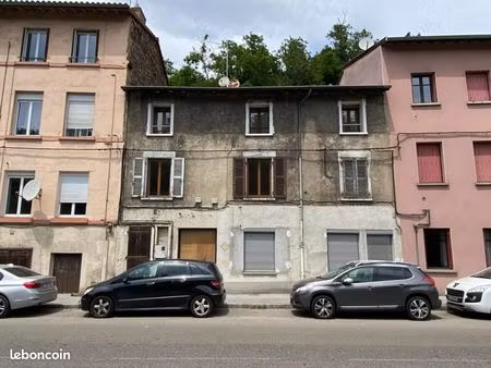 immeuble 341 m² pont eveque