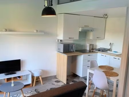 location appartement studio duplex meublé 25m2 avec terrasse