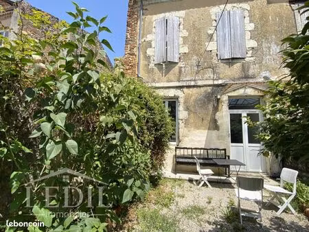 immeuble 6 pièces 300 m²