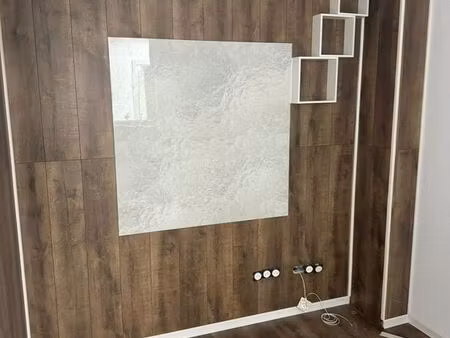 local d’activités au parc des collines - chambres froides  stockage et bureau (170 m²)