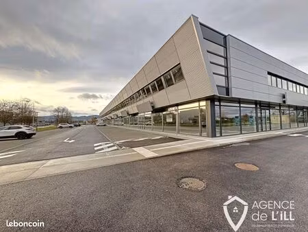 local 943 m² sainte-croix-en-plaine