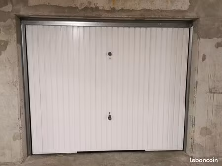 garage/box 15 m² saint jean de la ruelle