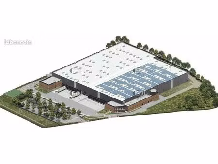 local logistique 15 369 m²