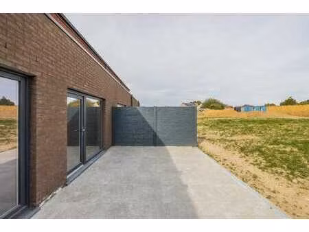 maison contemporaine à personnaliser – gros œuvre fermé