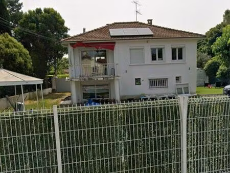 maison 120m2 avec piscine et possibilité de revenu locatif