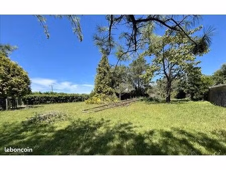 terrain 1 021 m² arvert