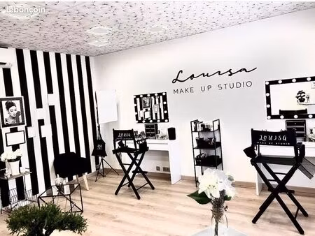 local bureau 24 m2 centre commercial galaxie