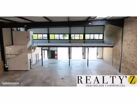 local commercial 6 810 m²