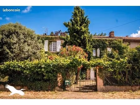 maison 6 pièces 245 m²