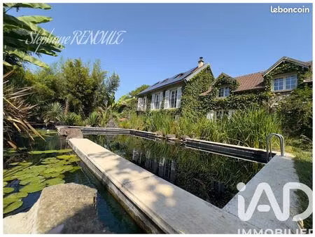 maison 6 pièces 218 m²