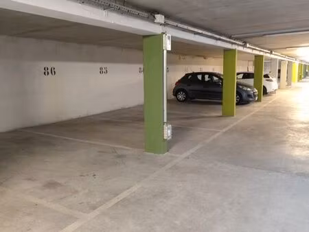 loue place de parking sous terrain fontainebleau