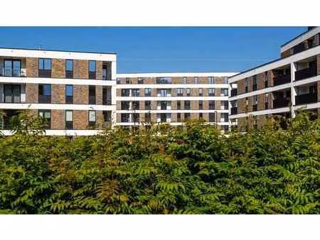 a111 : appart. 3 ch. au 1er étage 117 m²