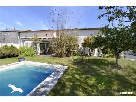 maison 6 pièces 144 m²