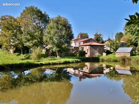 propriété 7 pièces 195 m²