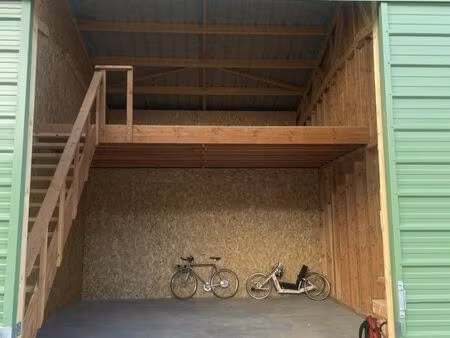 local d'activité ou stockage