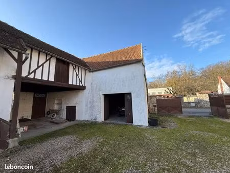 grange 1 pièce 80 m²