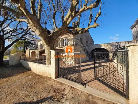 villa savasse avec dépendances