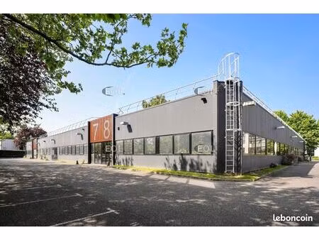 local bureaux 567 m²