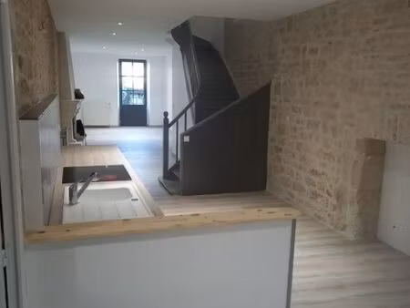 location maison de bourg