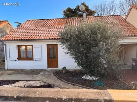 maison à louer à parthenay