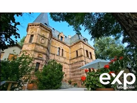 château 18 pièces 483 m²