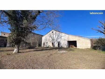 ferme 1 pièce 192 m²