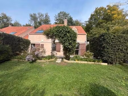 pavillon 5 pièces 103 m²