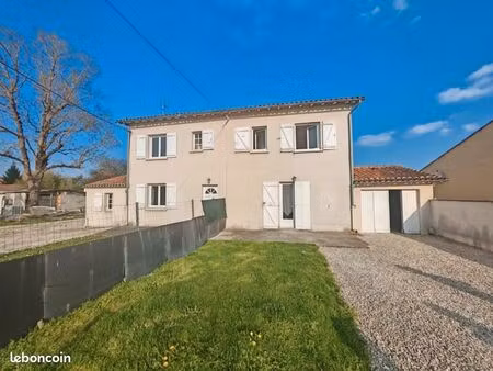 immeuble 3 pièces 180 m²