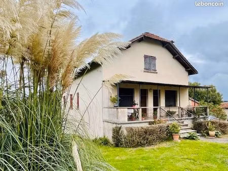 maison 7 pièces 128 m²