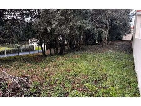 terrain 760 m² meschers sur gironde