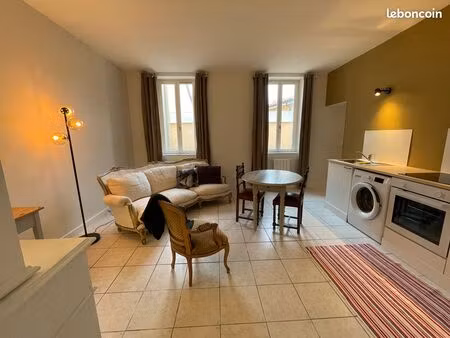 a louer appartement meuble 44 m²