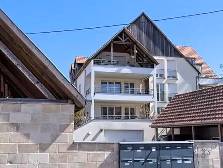 garage fermé en sous-sol de résidence