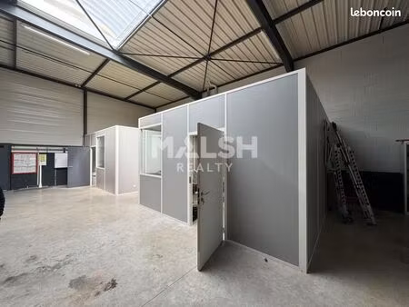 local d'activité 218 m²
