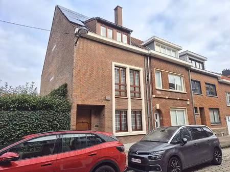 maison à louer à avenue des courtilières 2 watermael-boitsfort (vbd68211)