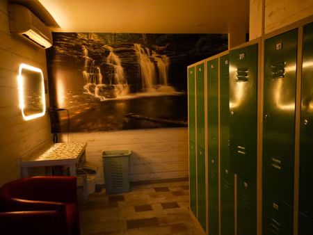 club privé à quelques minutes du centre d'aix-les-bains