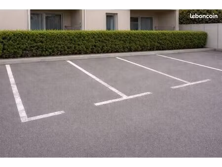 place de parking à louer - montpellier aiguelongue