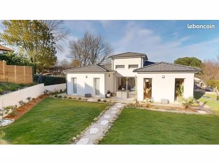 maison 5 pièces 106 m²