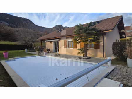 doussard maison 6 pièces terrain plat 1 064 m2