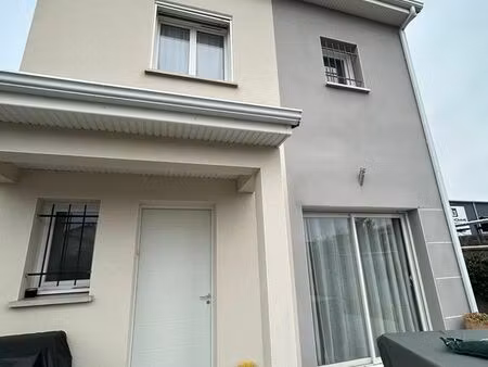 maison 82 m²  jardin  garage - montelier