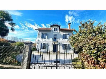 magnifique maison de maître