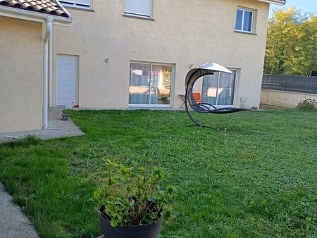 maison contemporaine 157 m² – estrablin – calme  lumière et confort